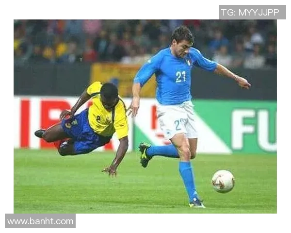 24号球衣的足球明星们盘点与他们的辉煌成就分析 24号球衣的足球明星们盘点与他们的辉煌成就分析