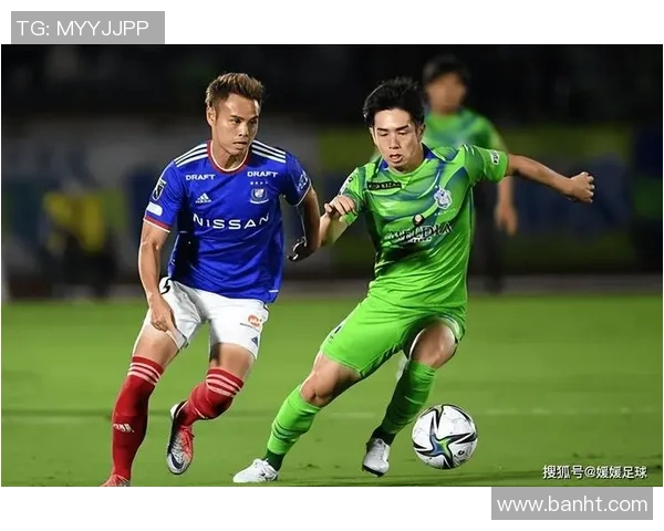 中日足球明星风采对比解析展现两国足球文化与实力差异