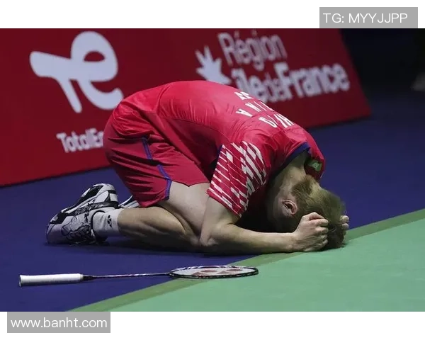 南京羽毛球队在世锦赛上的拼搏历程与荣耀时刻回顾 南京羽毛球队在世锦赛上的拼搏历程与荣耀时刻回顾