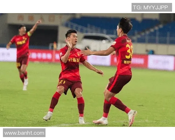 广州网球队以85分领跑精英赛积分榜展现强劲实力